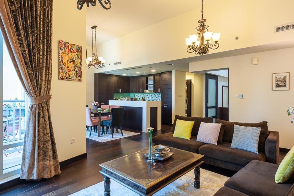Luxury Loft Downtown Apartment *